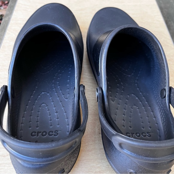 CROCS Black Mercy Slip Resistant Work Clog Sz 7 - Picture 14 of 15